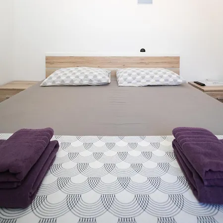 Modrave Robizon 穆泰尔岛