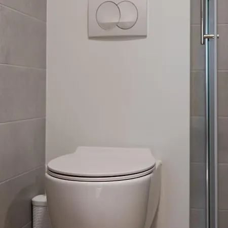 Modrave Robizon * 穆泰尔岛