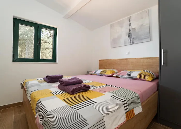 Pensionat Modrave Robizon Murter