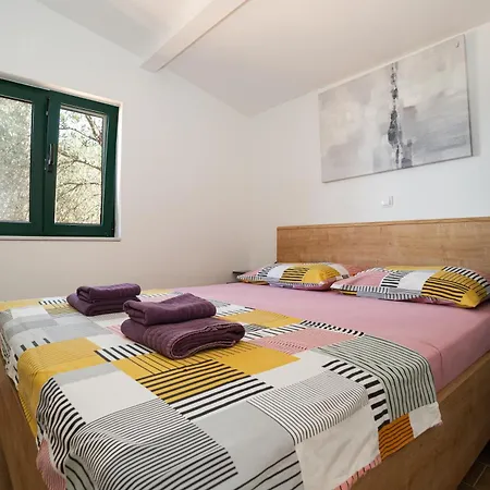 Penzion Modrave Robizon Murter