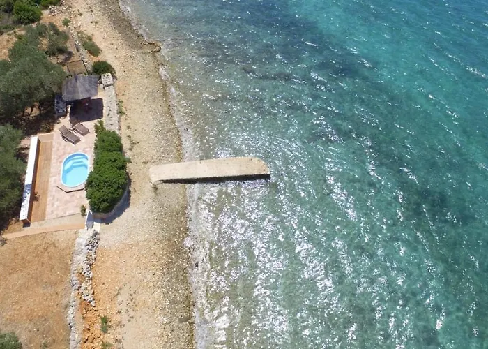 Modrave Robizon בית הארחה